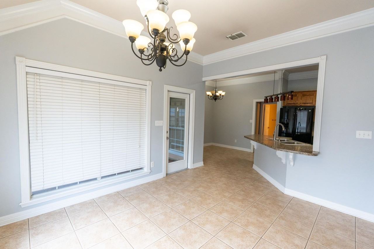 2523 Brookhaven Dr - Photo 5 of 13