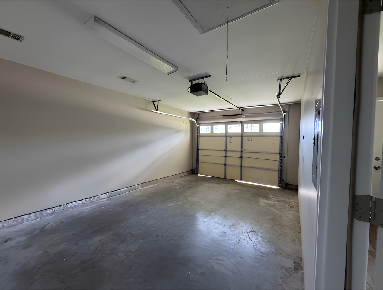 829 Eden Oaks Dr - Photo 3 of 10