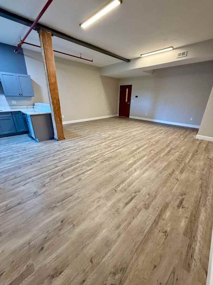 70 Webster St - Photo 2 of 9
