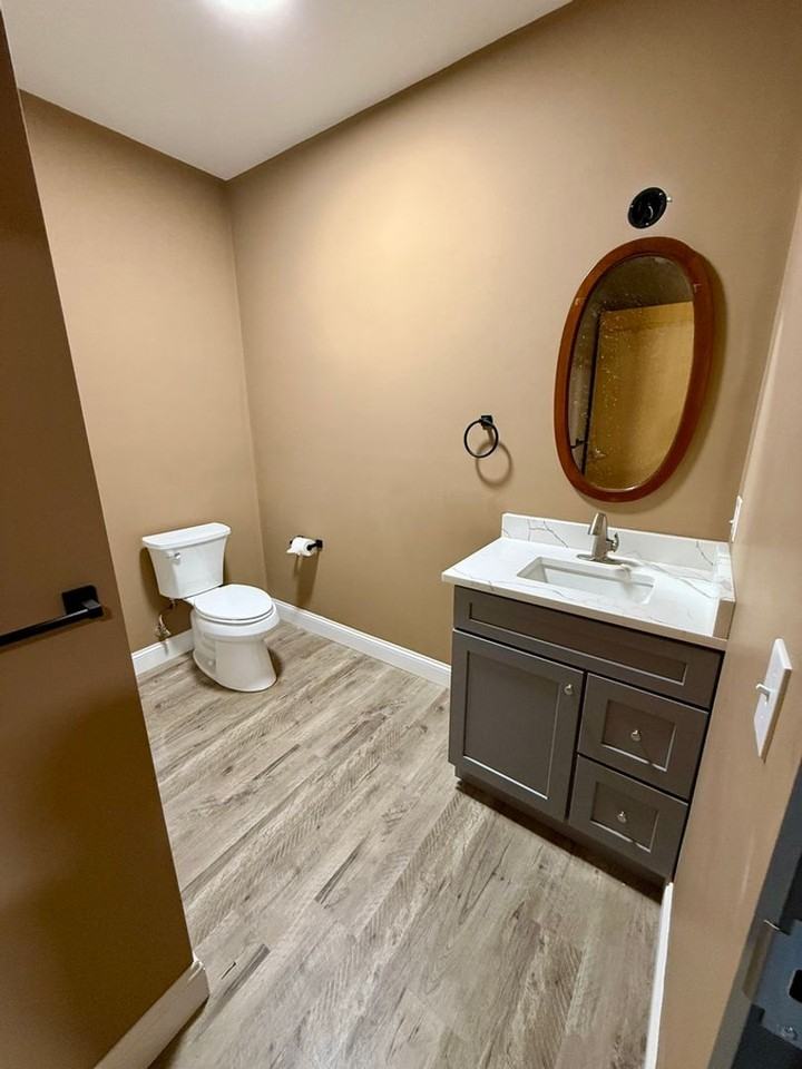 70 Webster St - Photo 4 of 9