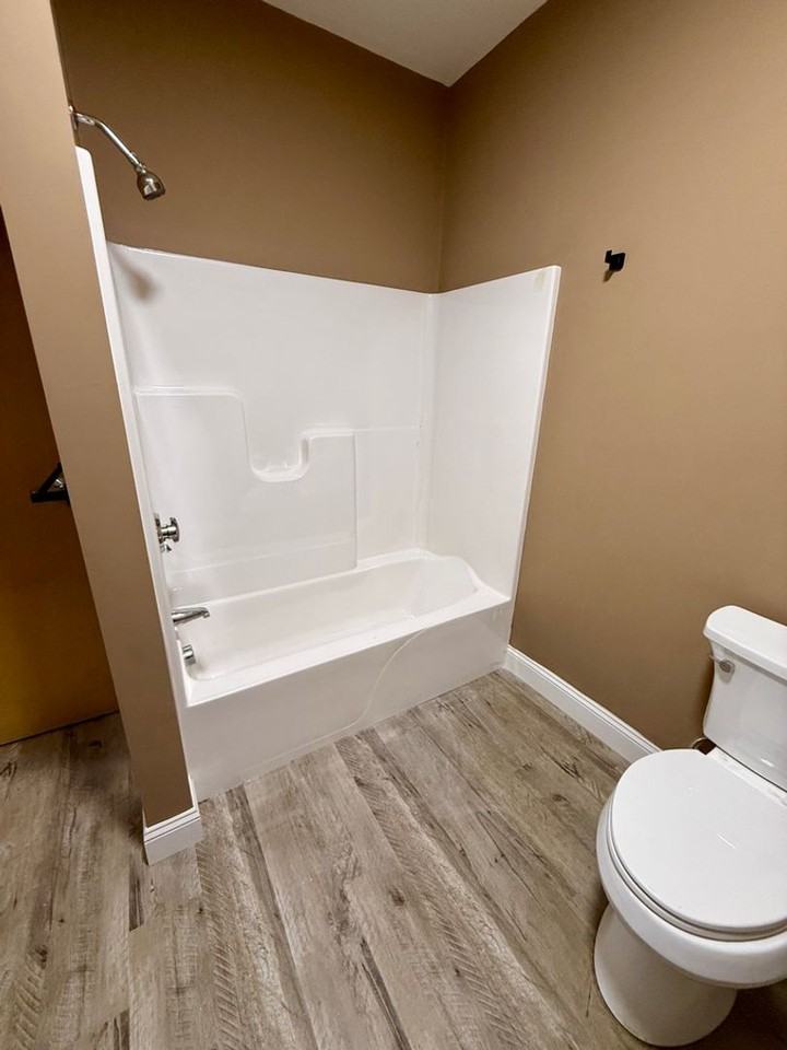 70 Webster St - Photo 5 of 9