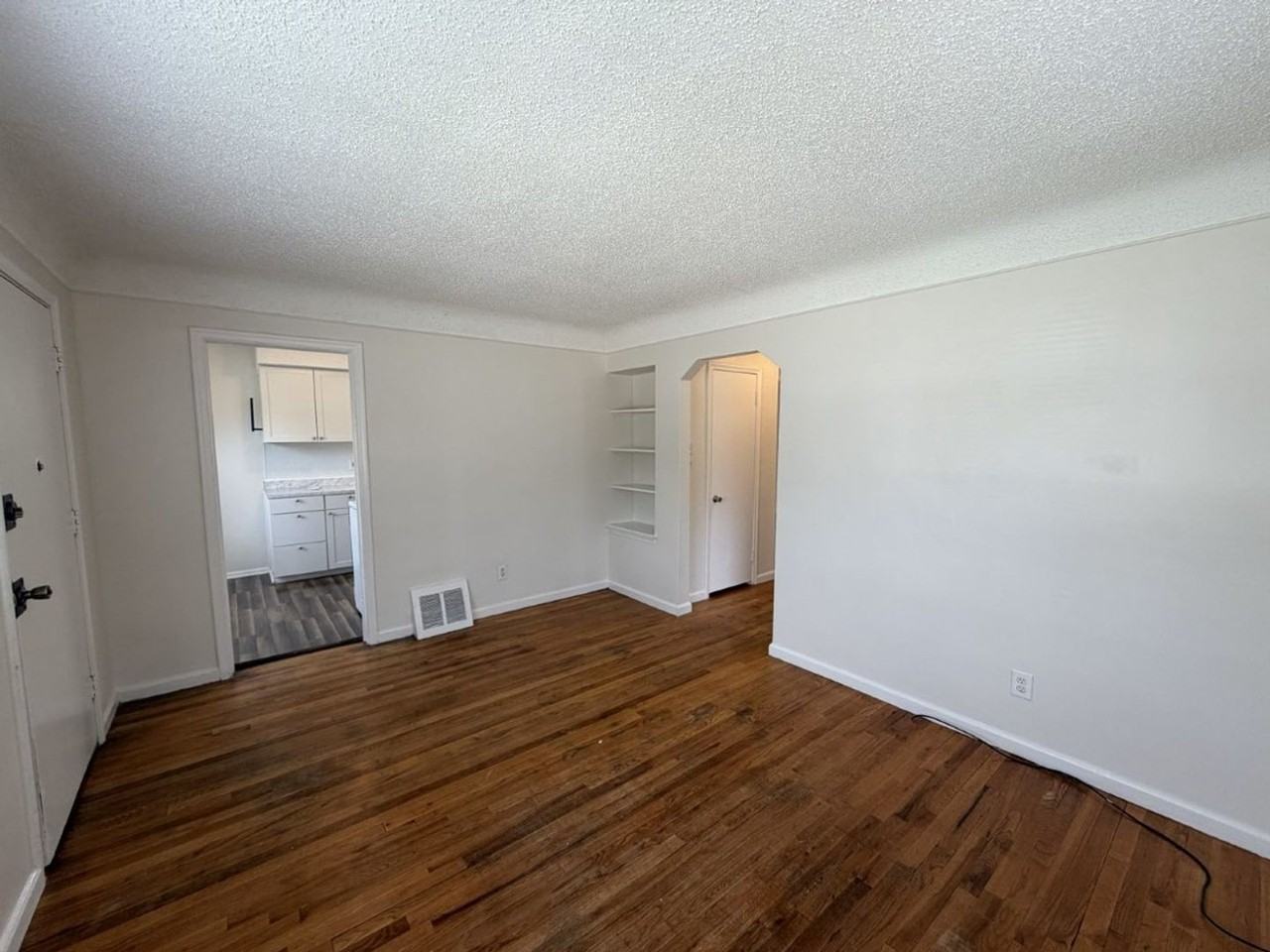 1821 Hanover St - Photo 3 of 14