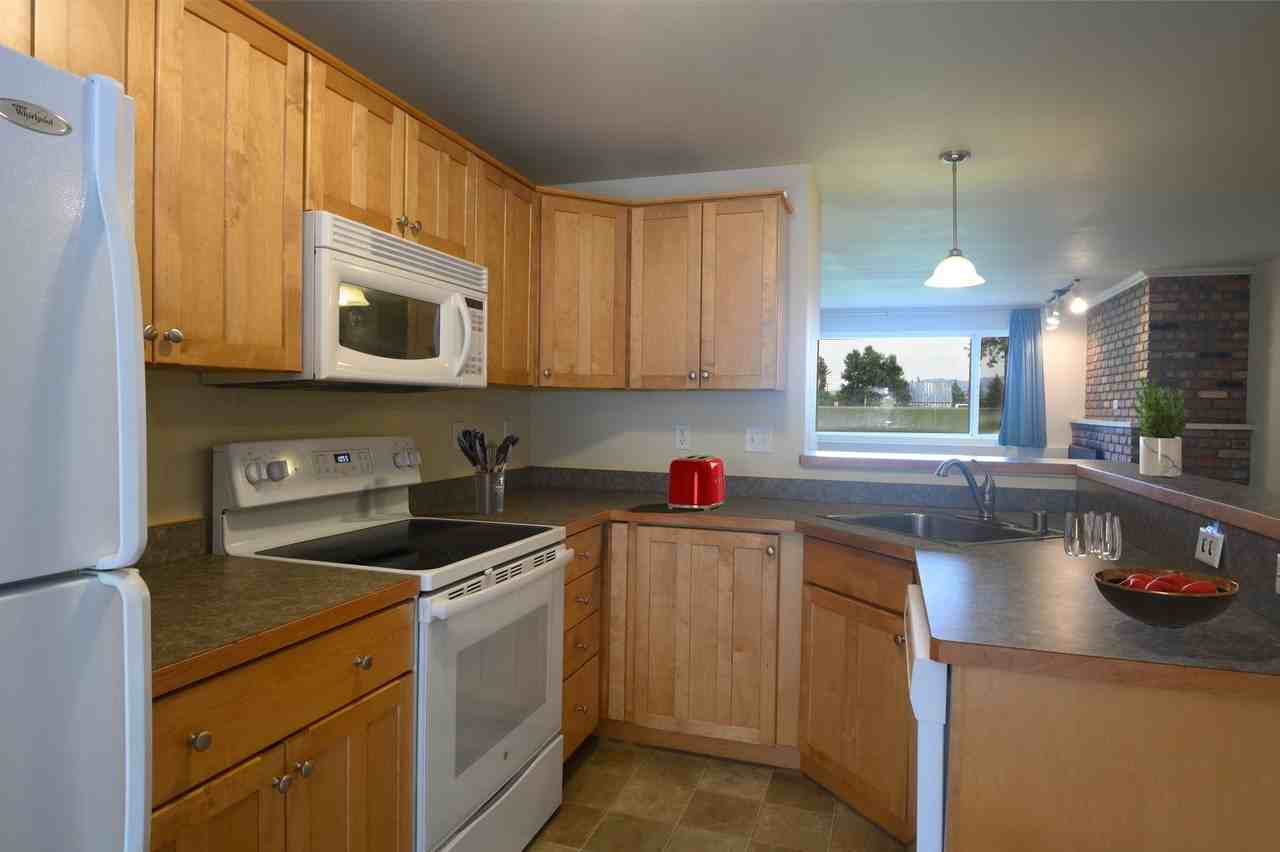 1410 W Babcock St #D - Photo 4 of 10
