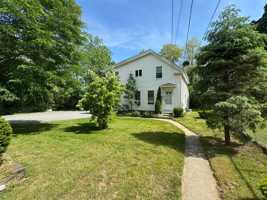 featured image of 1 Yeaton Pl