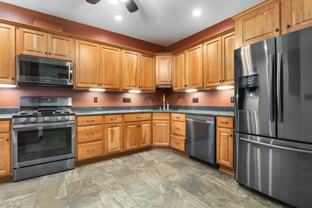 542 2nd St - Photo 1 of 1