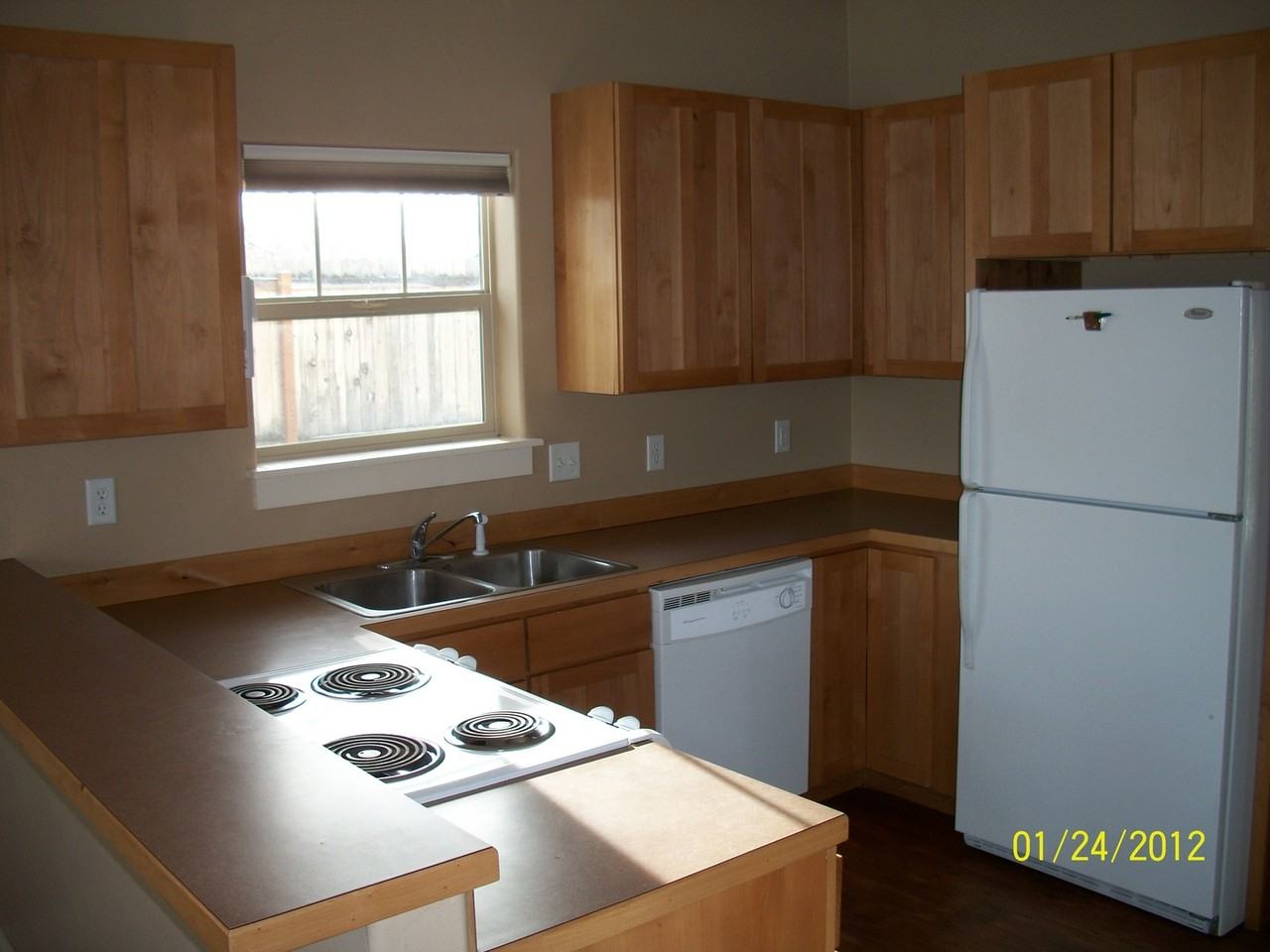 611 N 15th Ave - Photo 5 of 31