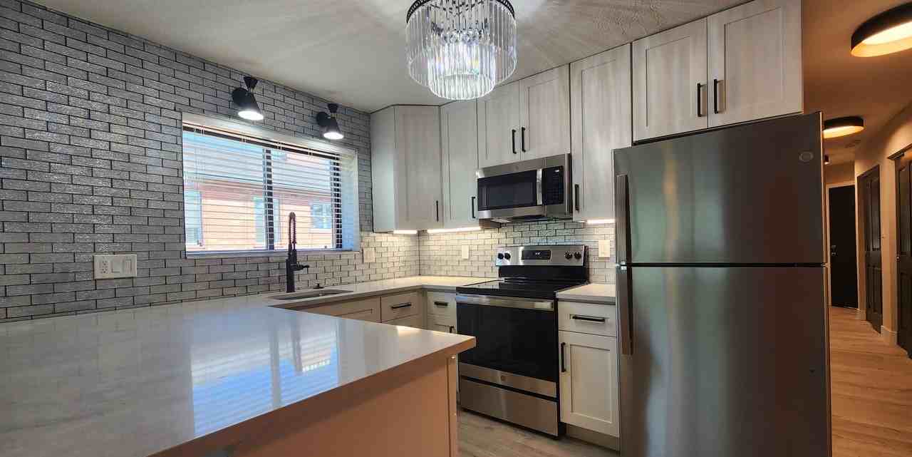 6266 Nottingham Avenue - Photo 2 of 12