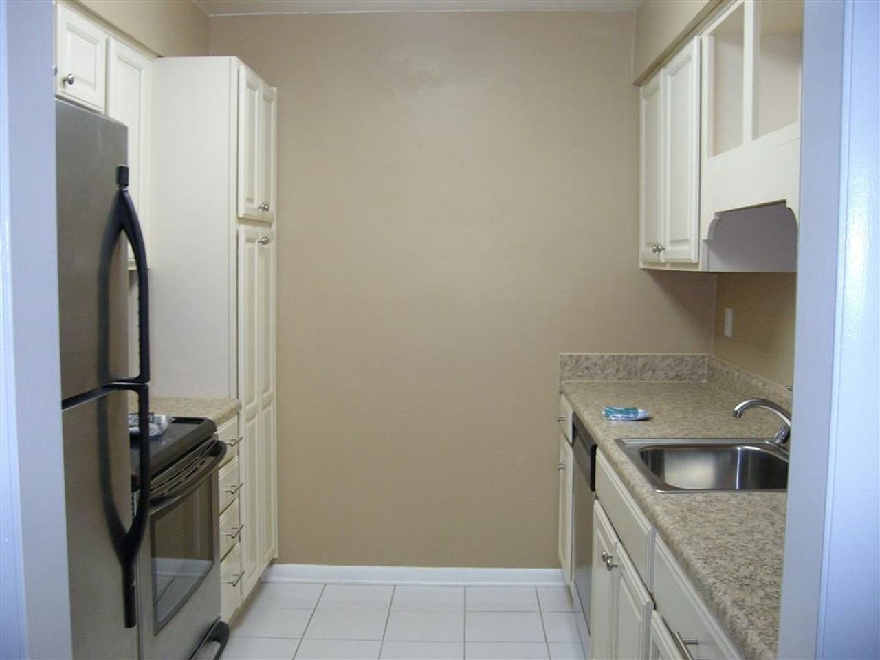 2116 Hobbs Rd #N12 - Photo 6 of 11