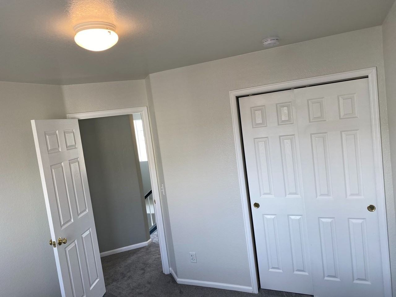 14215 White Peak Dr - Photo 2 of 26
