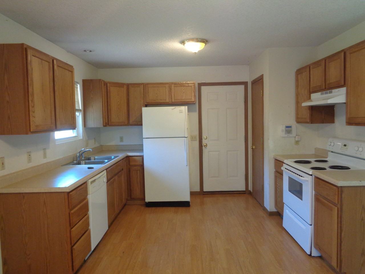 3402 Se Golden Ave - Photo 6 of 28