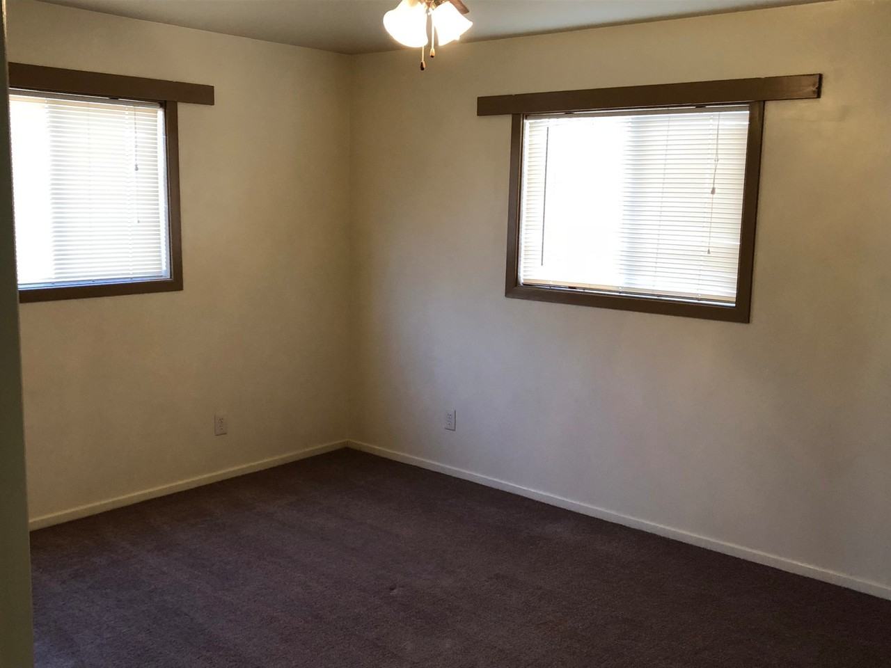 707 S Norma St - Photo 6 of 8