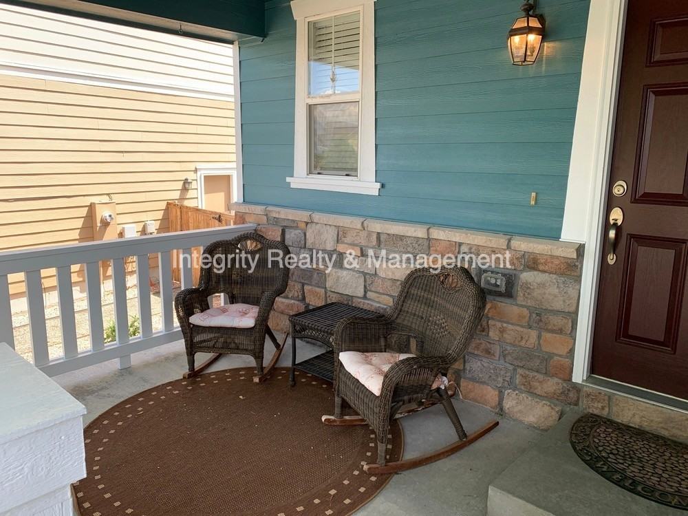 4367 Prairie Rose Cir - Photo 2 of 28