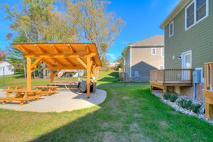 featured image of 213 Uptown Trl