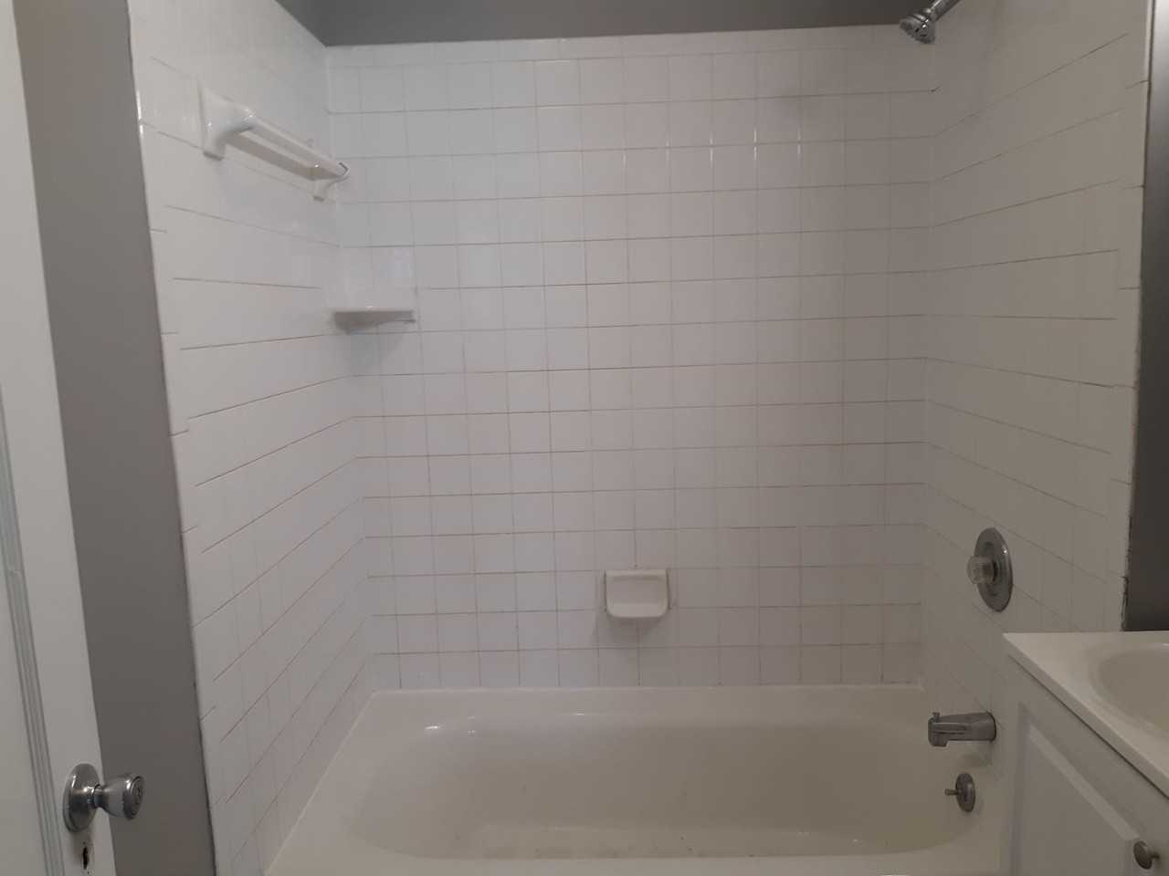 220 Fernwood Ave - Photo 2 of 16