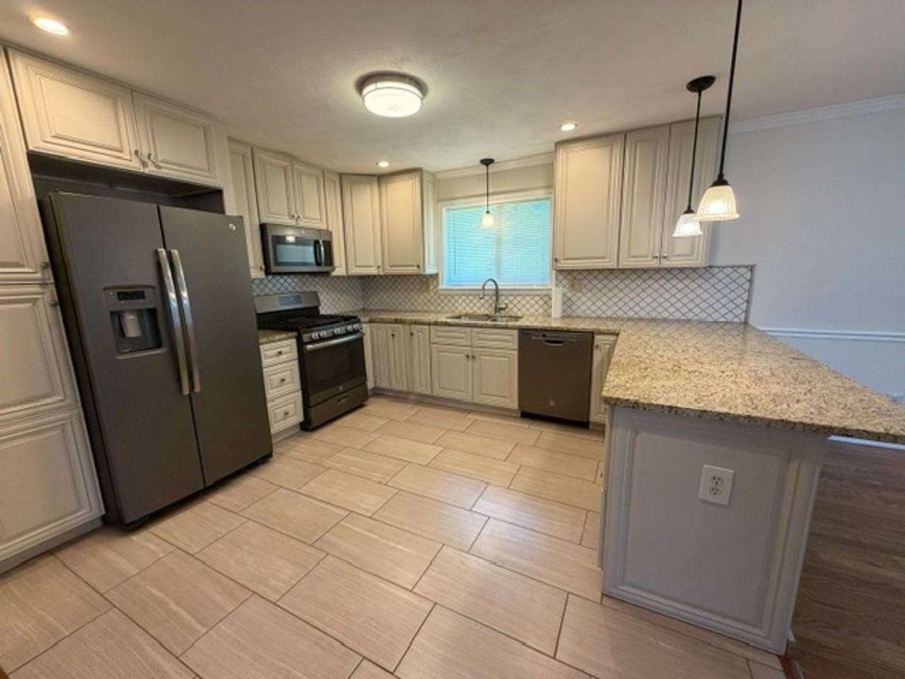 3109 Peerless Rd Nw - Photo 7 of 18
