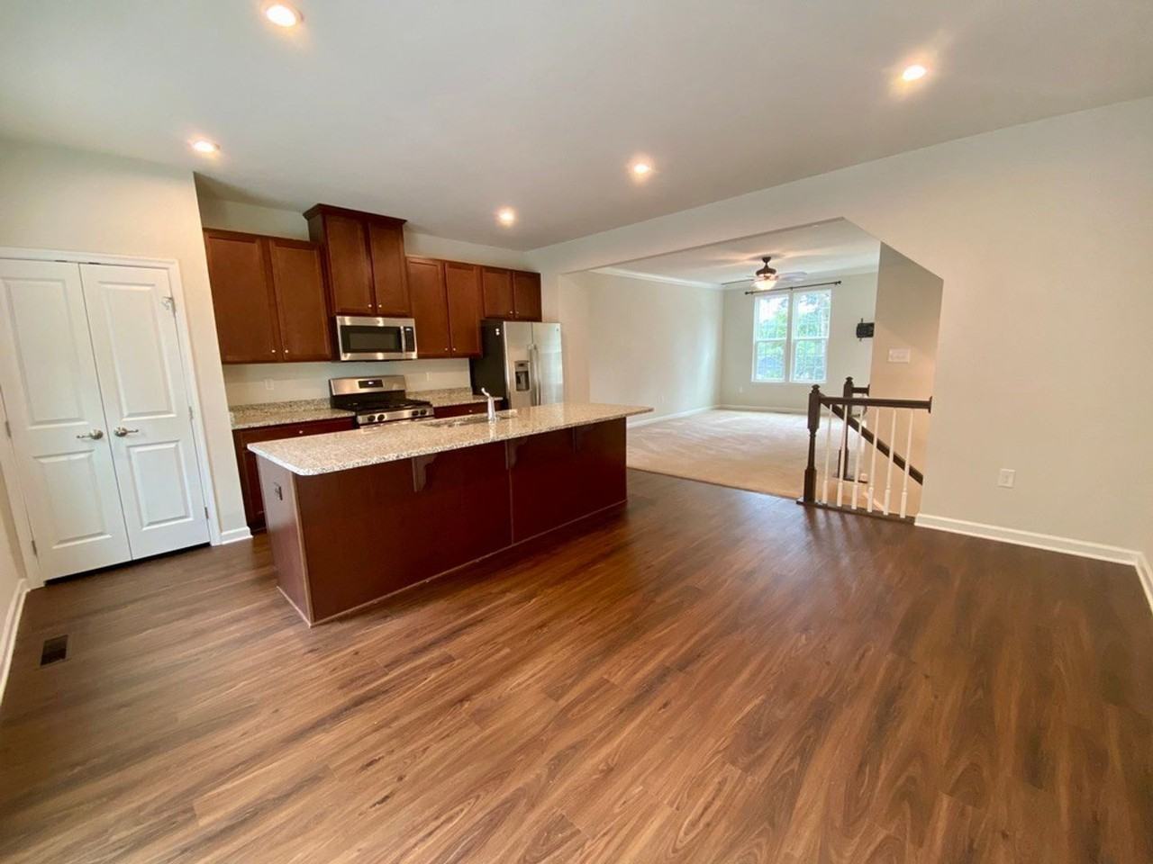 1119 Sunset Avenue Ext - Photo 7 of 33