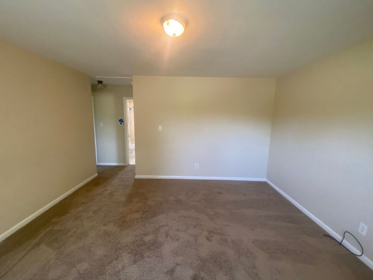 1676 Da Vinci Dr - Photo 4 of 9
