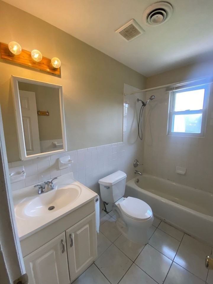 1676 Da Vinci Dr - Photo 6 of 9