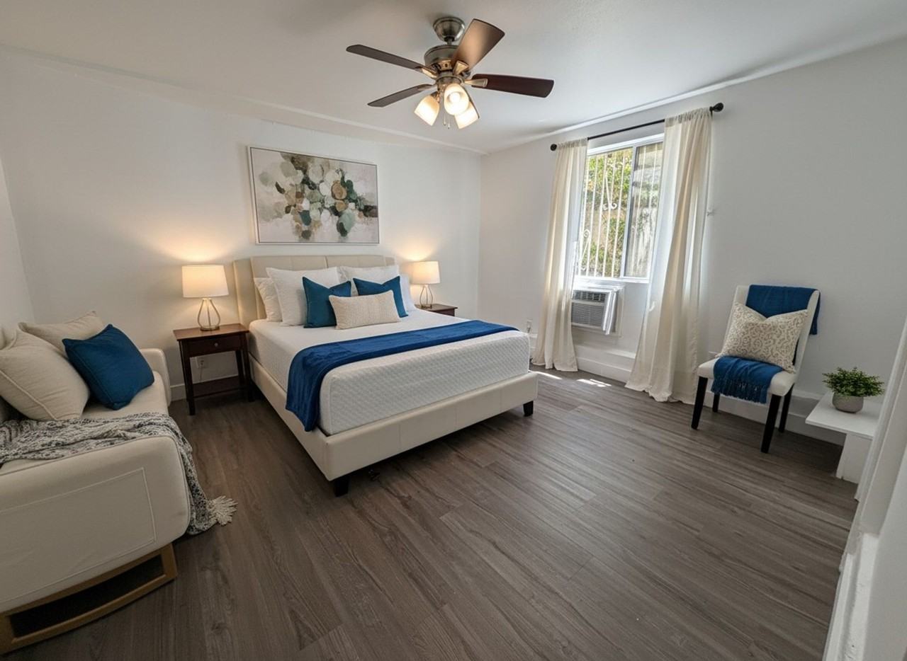Must-see Updated Vintage-Style Studio at 1245 N Laurel Ave, West Hollywood, CA 90046 - Photo 3 of 8
