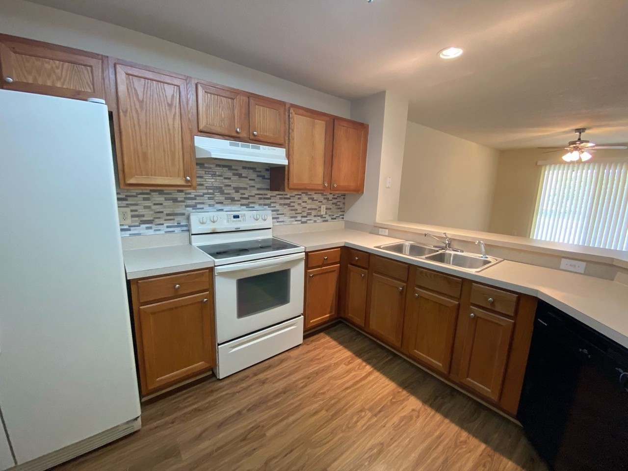 8550 Argyle Business Loop - Photo 3 of 20