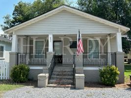 featured image of 602 602 & 606 W 10th St & 820 Ave B