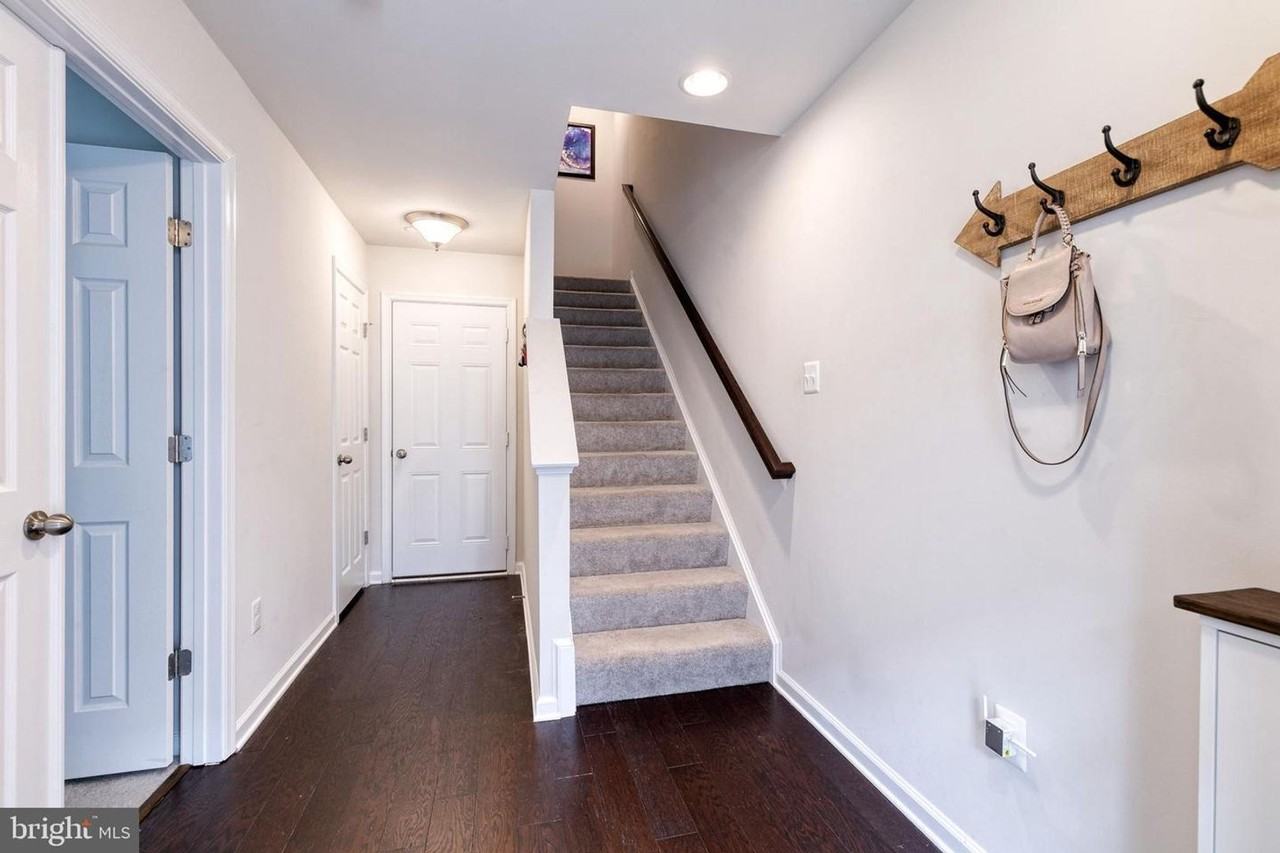 12925 Brickyard Blvd - Photo 3 of 32