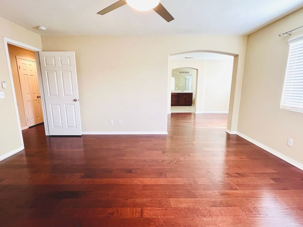 2758 Lavender St - Photo 3 of 40