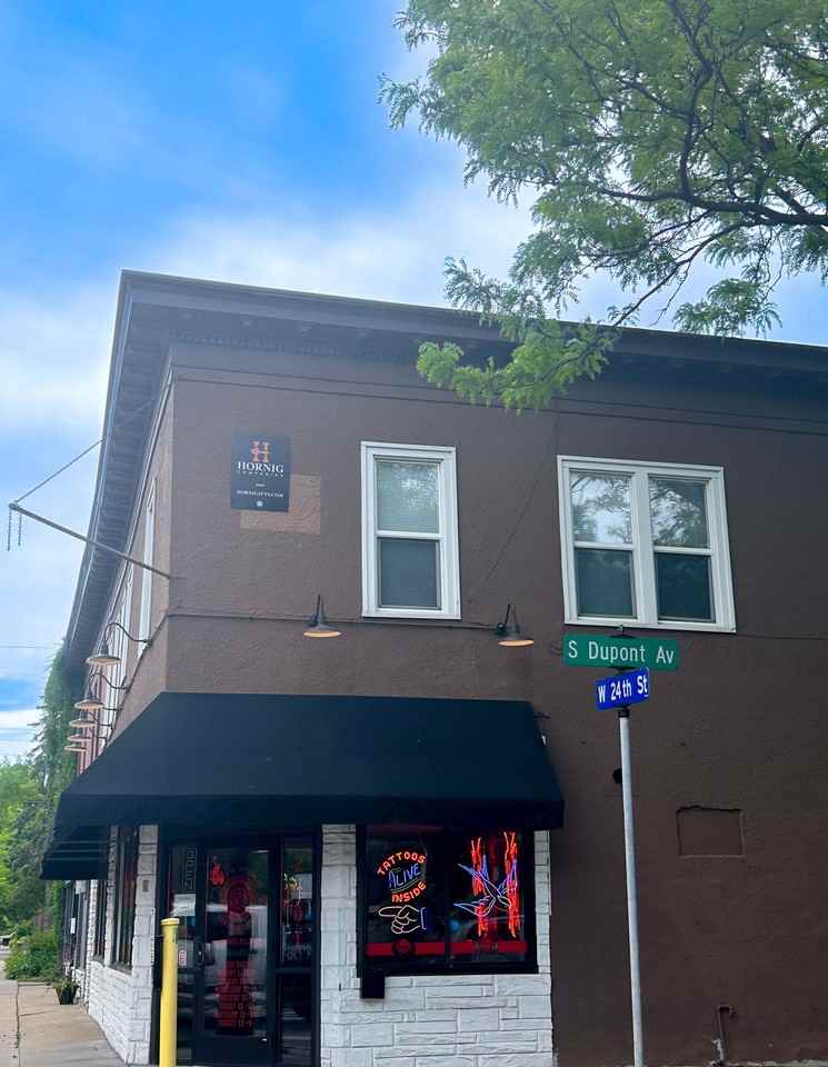 2401 Dupont Ave S - Photo 3 of 4