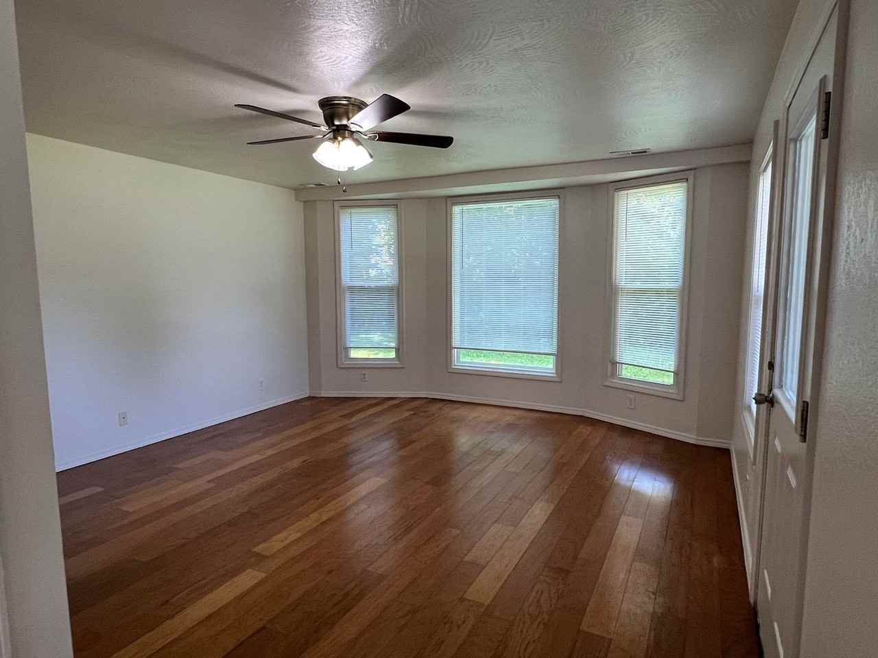 2508 N National Ave - Photo 3 of 27