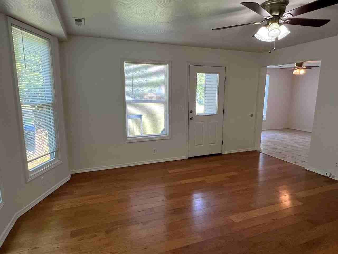 2508 N National Ave - Photo 4 of 27