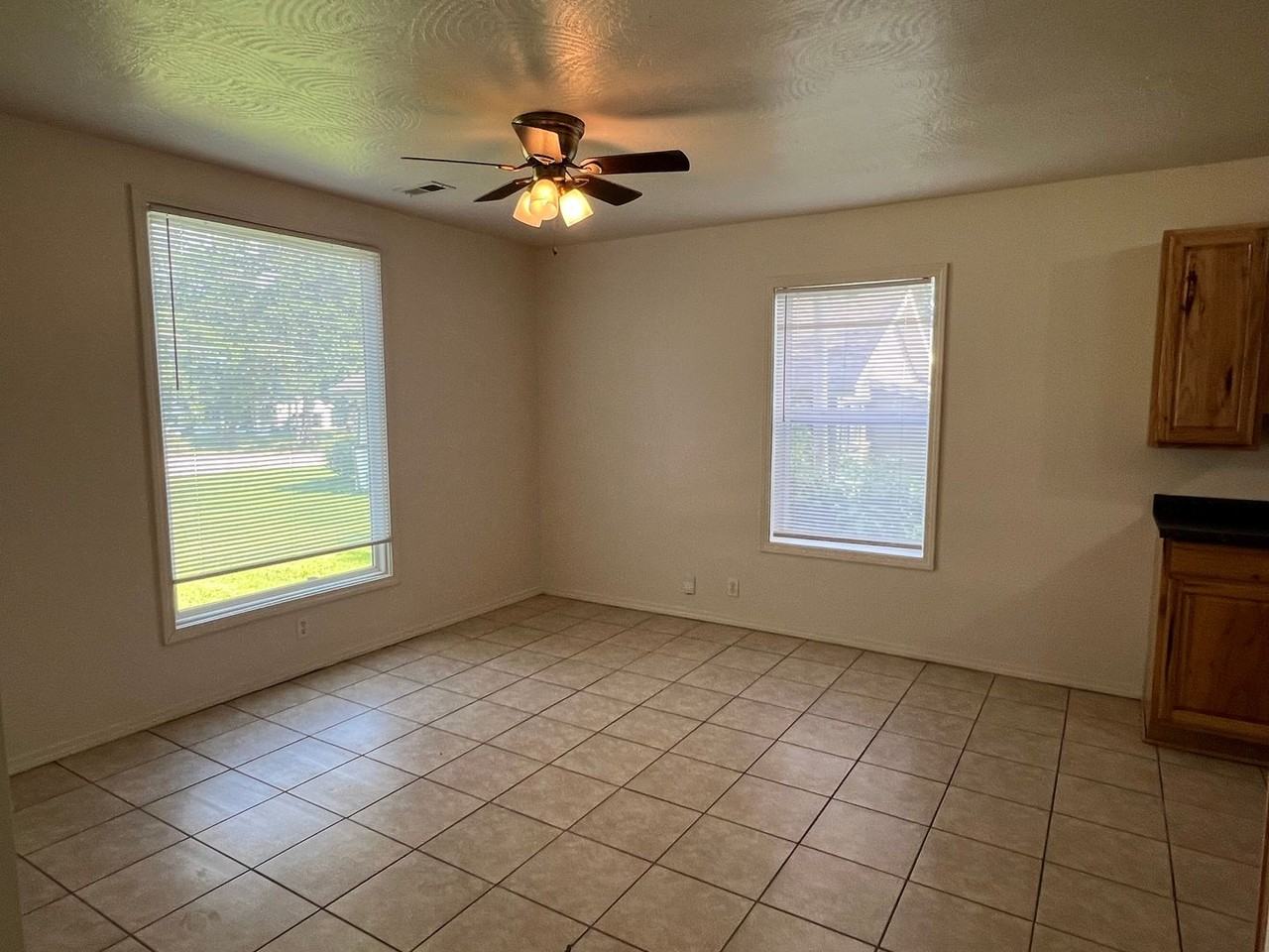 2508 N National Ave - Photo 5 of 27