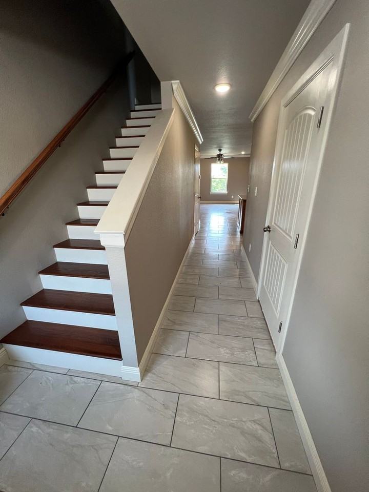 9004 Sandra Way - Photo 2 of 17