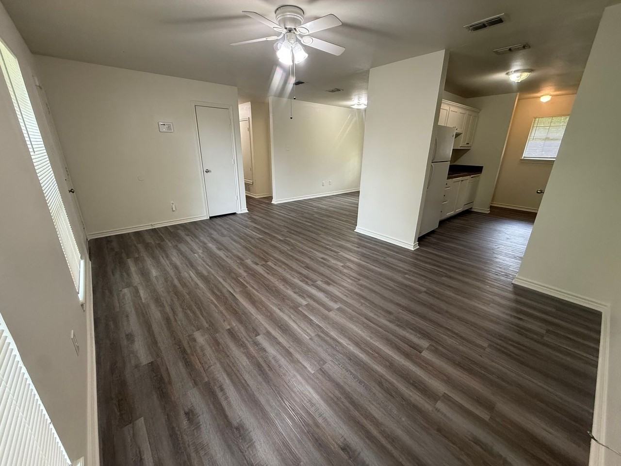 10473 Westridge St - Photo 3 of 16