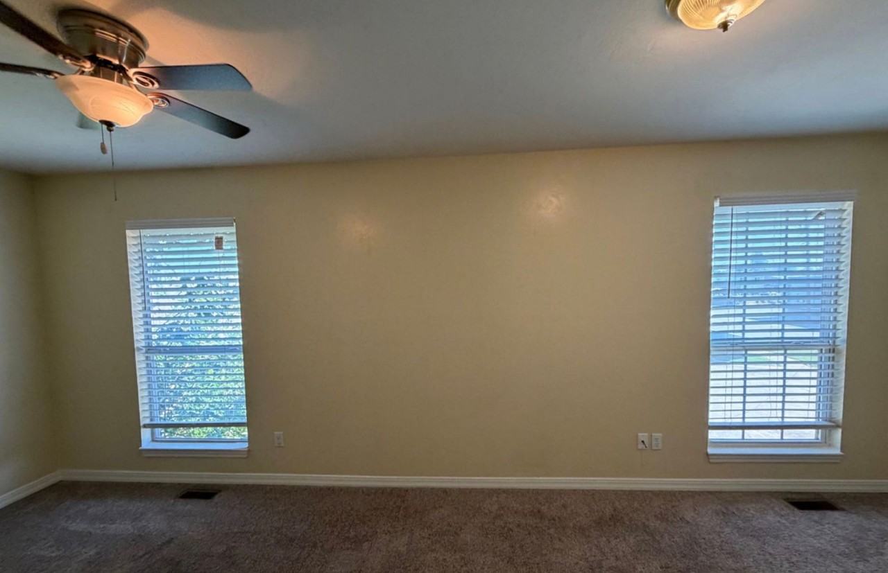 3811 N Asbury Ave #B - Photo 4 of 15