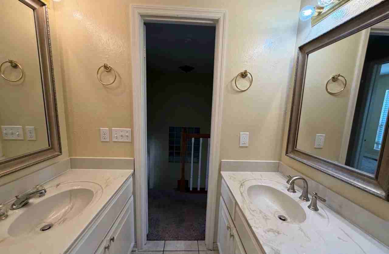 3811 N Asbury Ave #B - Photo 7 of 15