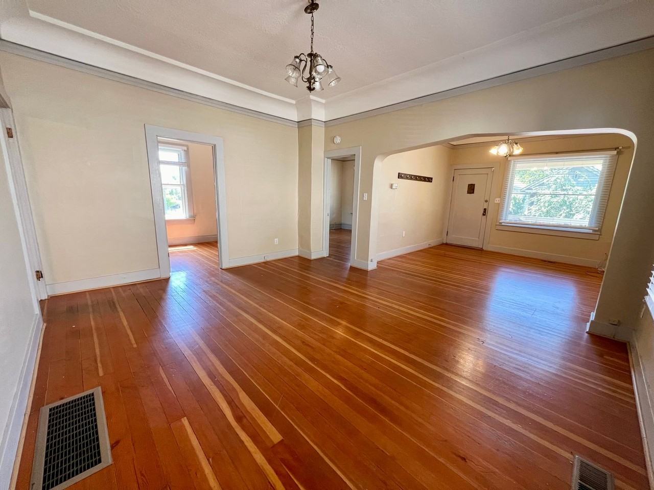 2916 Se 17th Ave - Photo 6 of 23