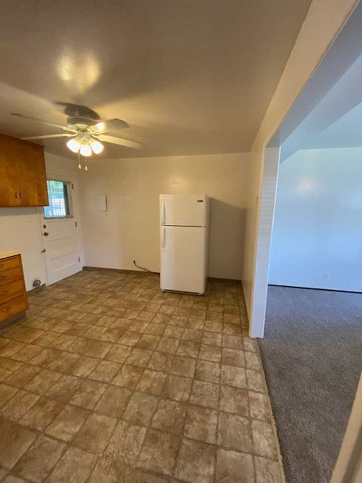 525 Brookside Pl #1 - Photo 3 of 7
