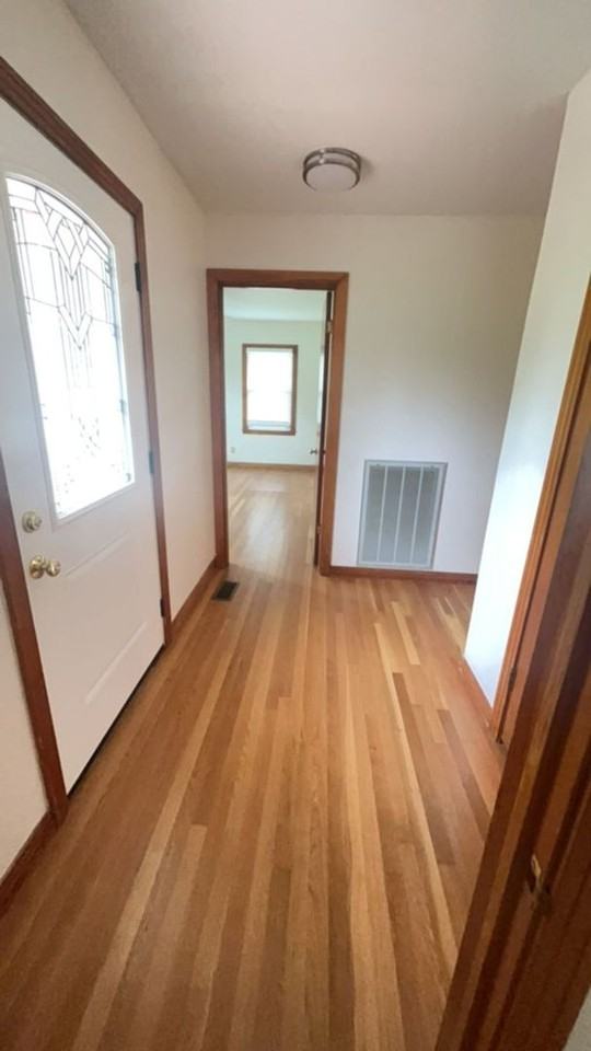 1400 Mcclung Ave Se - Photo 2 of 27