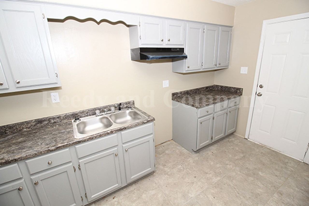 1841 S Perkins Rd - Photo 4 of 18