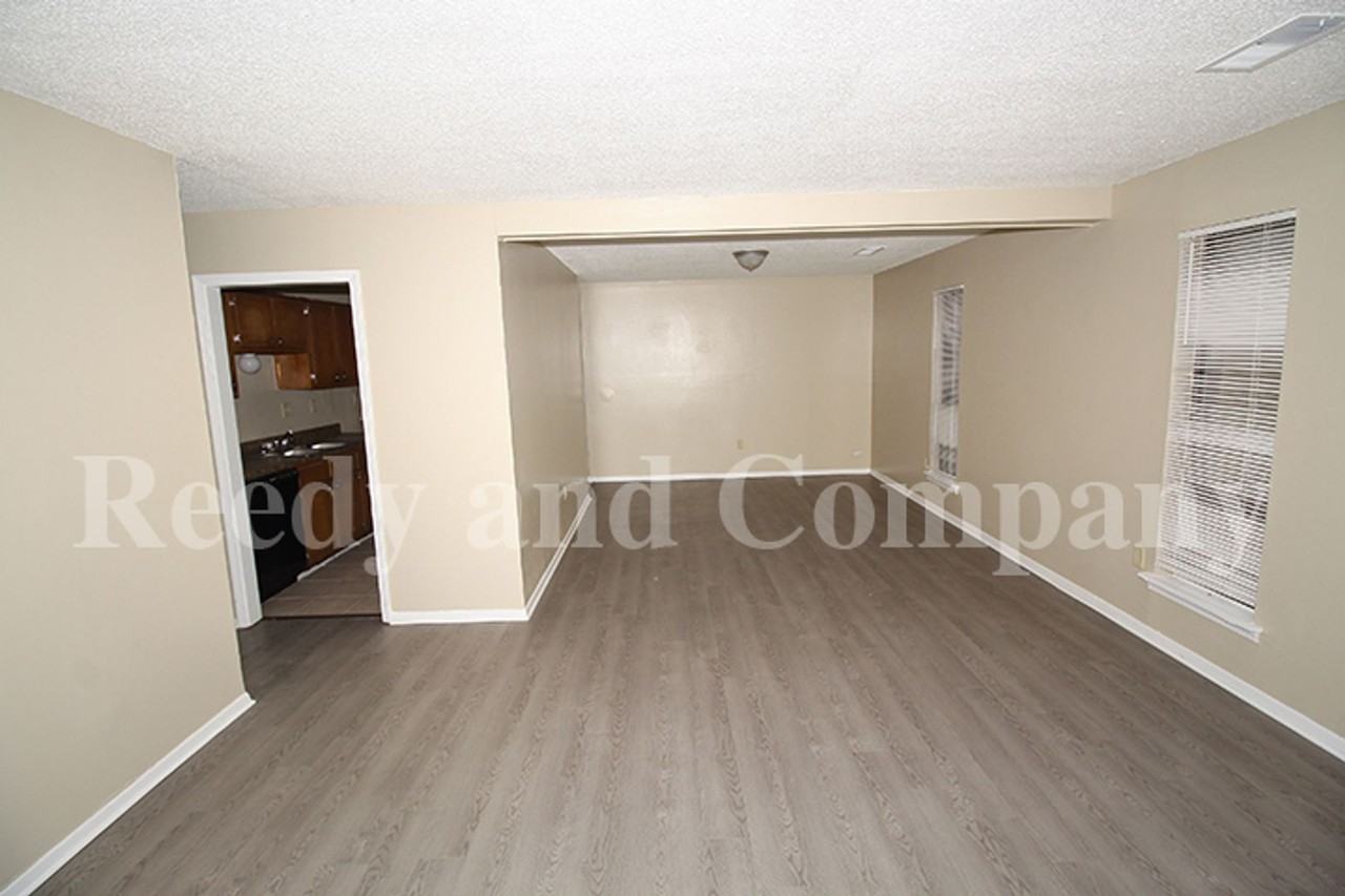 8401 Old Forge Rd - Photo 4 of 17