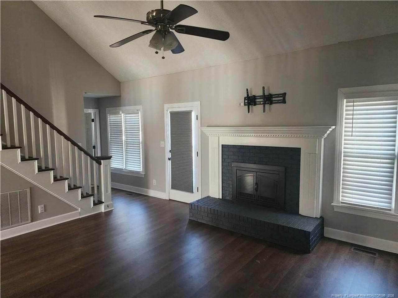 3460 Mcchoen Dr - Photo 5 of 12
