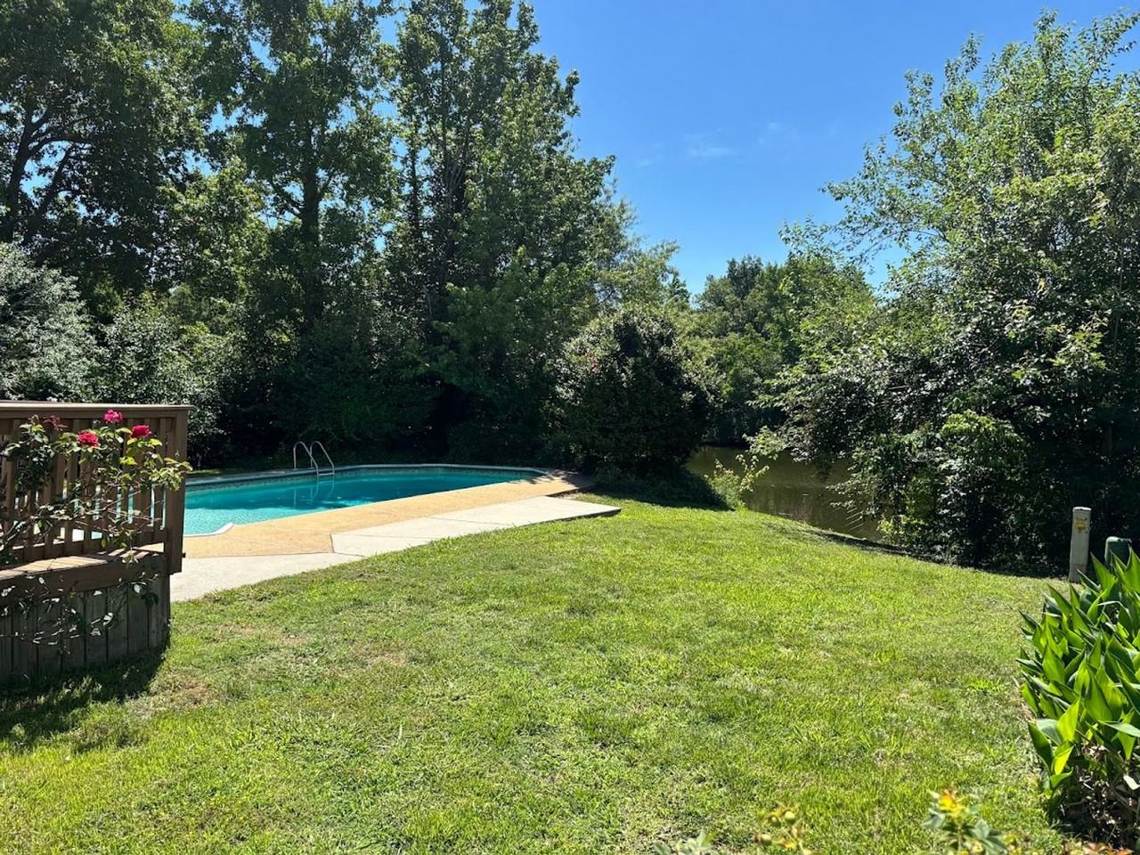 4559 Revere Dr - Photo 4 of 6