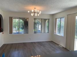 featured image of 827 Glendale Blvd