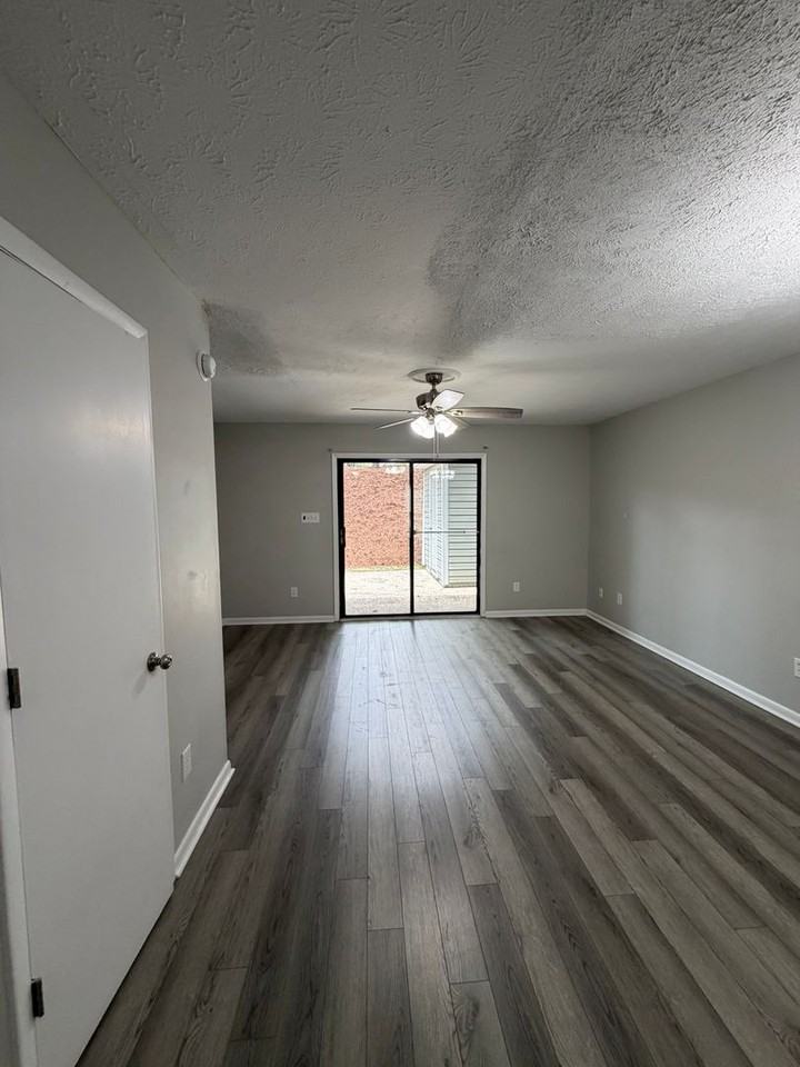 506 Mill Cove Ct - Photo 2 of 8
