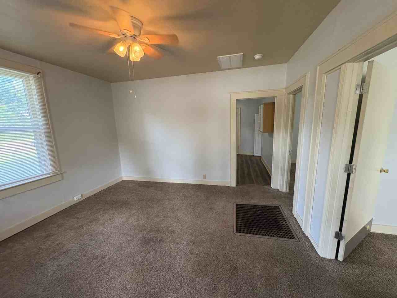 2054 N Rogers Ave - Photo 2 of 12