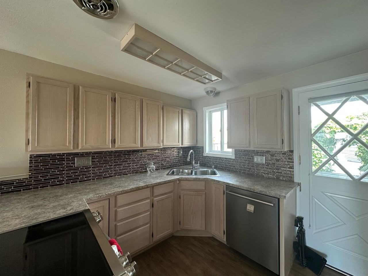 4038 Mayne Ln #13 - Photo 3 of 37