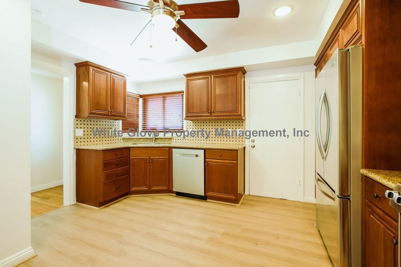 1636 W Maxzim Ave - Photo 7 of 17