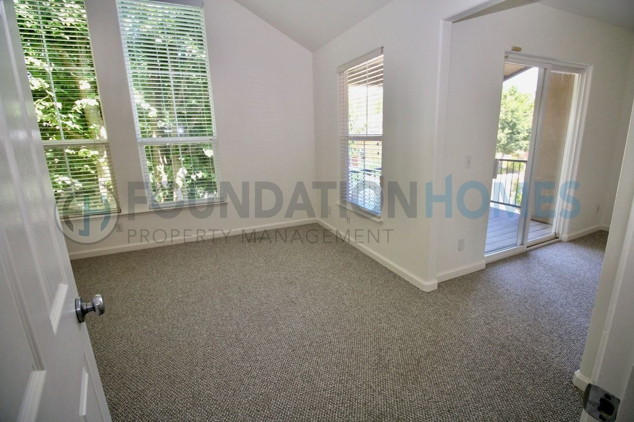 75 Gann Way - Photo 6 of 19