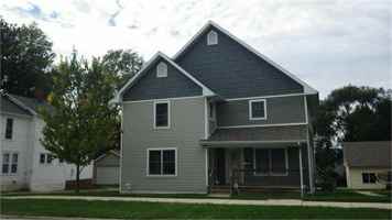featured image of 324 N 10th St