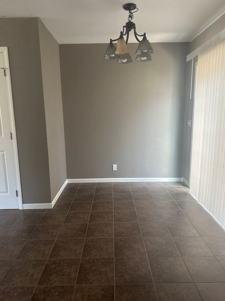 324 N 10th St - Photo 4 of 11